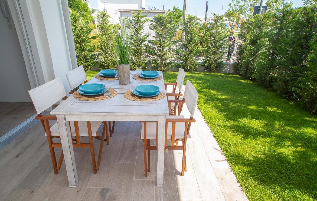 Aparthotel Marina Ponente Lido di Jesolo Zewnętrze zdjęcie